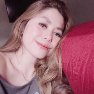 Meet your Posher, Rowena